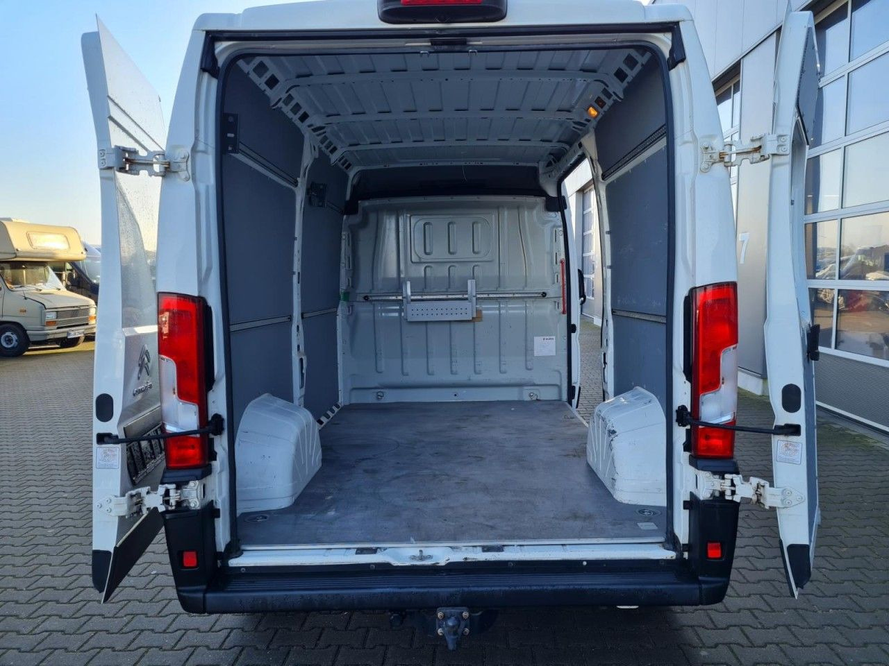 Citroën Jumper 33 Kasten L2H2 AHK KLIMA KAMERA TEMPOMAT - כלי רכב מסחרי קטן: תמונה 5 Citroën Jumper 33 Kasten L2H2 AHK KLIMA KAMERA TEMPOMAT - כלי רכב מסחרי קטן: תמונה 5