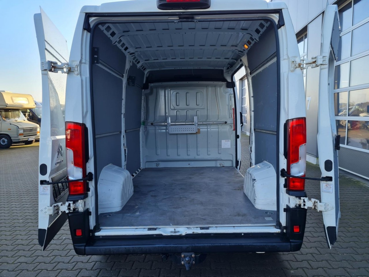 Citroen Jumper 33 Kasten L2H2 AHK KLIMA KAMERA TEMPOMAT - כלי רכב מסחרי קטן: תמונה 5 Citroen Jumper 33 Kasten L2H2 AHK KLIMA KAMERA TEMPOMAT - כלי רכב מסחרי קטן: תמונה 5