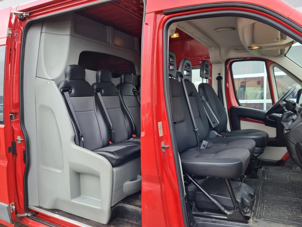 Citroën Jumper 35 Kasten L3H2 Doka 7-Sitze AHK KLIMA KAM - כלי רכב מסחרי עם לוח, כלי רכב מסחרי קומבי: תמונה 5 Citroën Jumper 35 Kasten L3H2 Doka 7-Sitze AHK KLIMA KAM - כלי רכב מסחרי עם לוח, כלי רכב מסחרי קומבי: תמונה 5