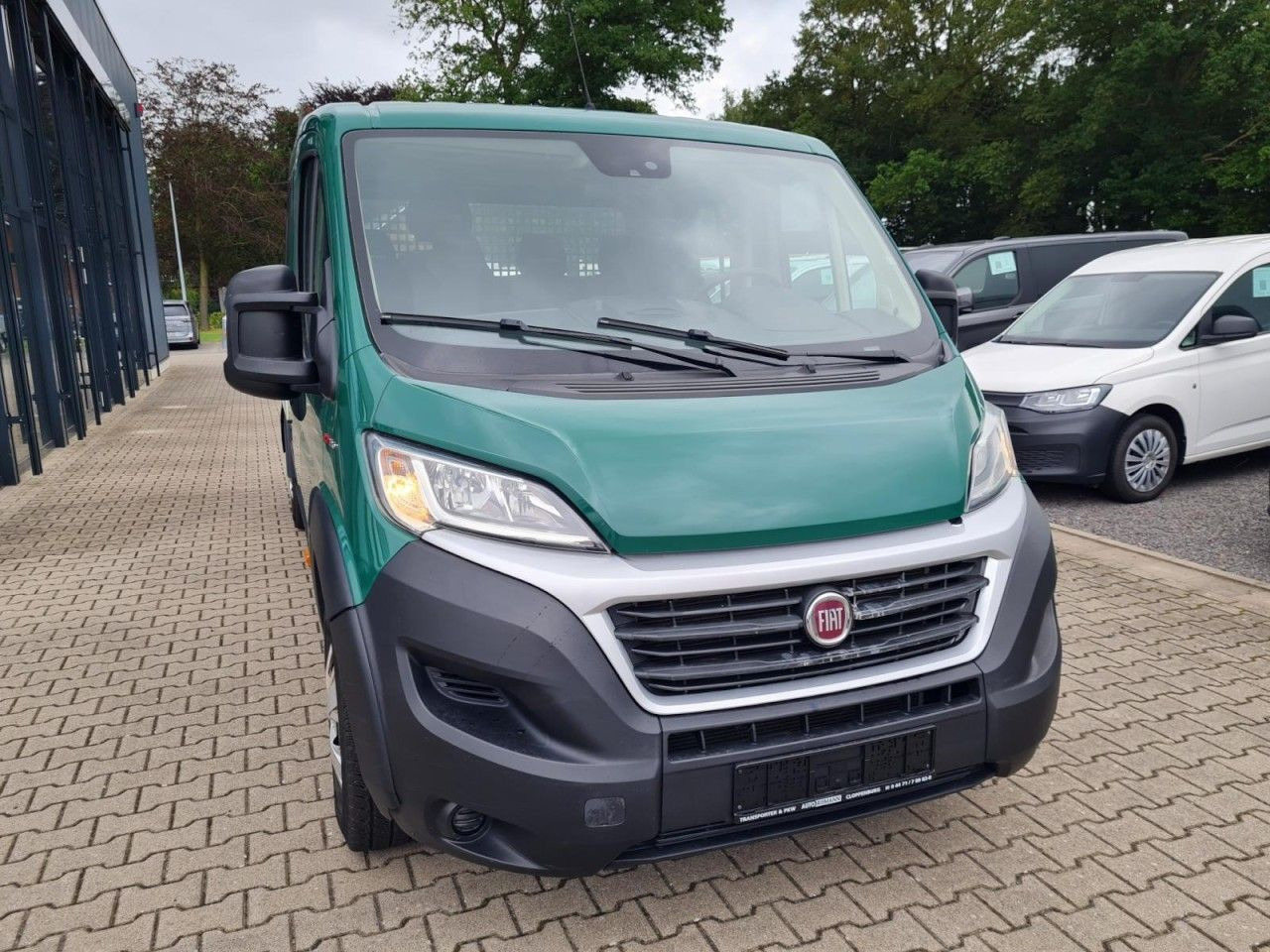 Fiat Ducato 35 Doka L5 Maxi 180 AHK KOMFORT STANDHEIZ - כלי רכב מסחרי במיטה שטוחה, כלי רכב מסחרי קומבי: תמונה 2 Fiat Ducato 35 Doka L5 Maxi 180 AHK KOMFORT STANDHEIZ - כלי רכב מסחרי במיטה שטוחה, כלי רכב מסחרי קומבי: תמונה 2