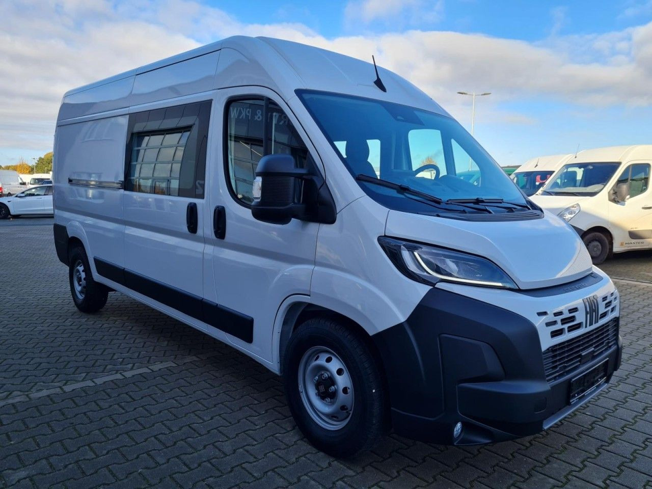 Fiat Ducato 35 Kasten Doka 6-Sitze L3H2 AG KLIMA Navi - כלי רכב מסחרי עם לוח, כלי רכב מסחרי קומבי: תמונה 3 Fiat Ducato 35 Kasten Doka 6-Sitze L3H2 AG KLIMA Navi - כלי רכב מסחרי עם לוח, כלי רכב מסחרי קומבי: תמונה 3