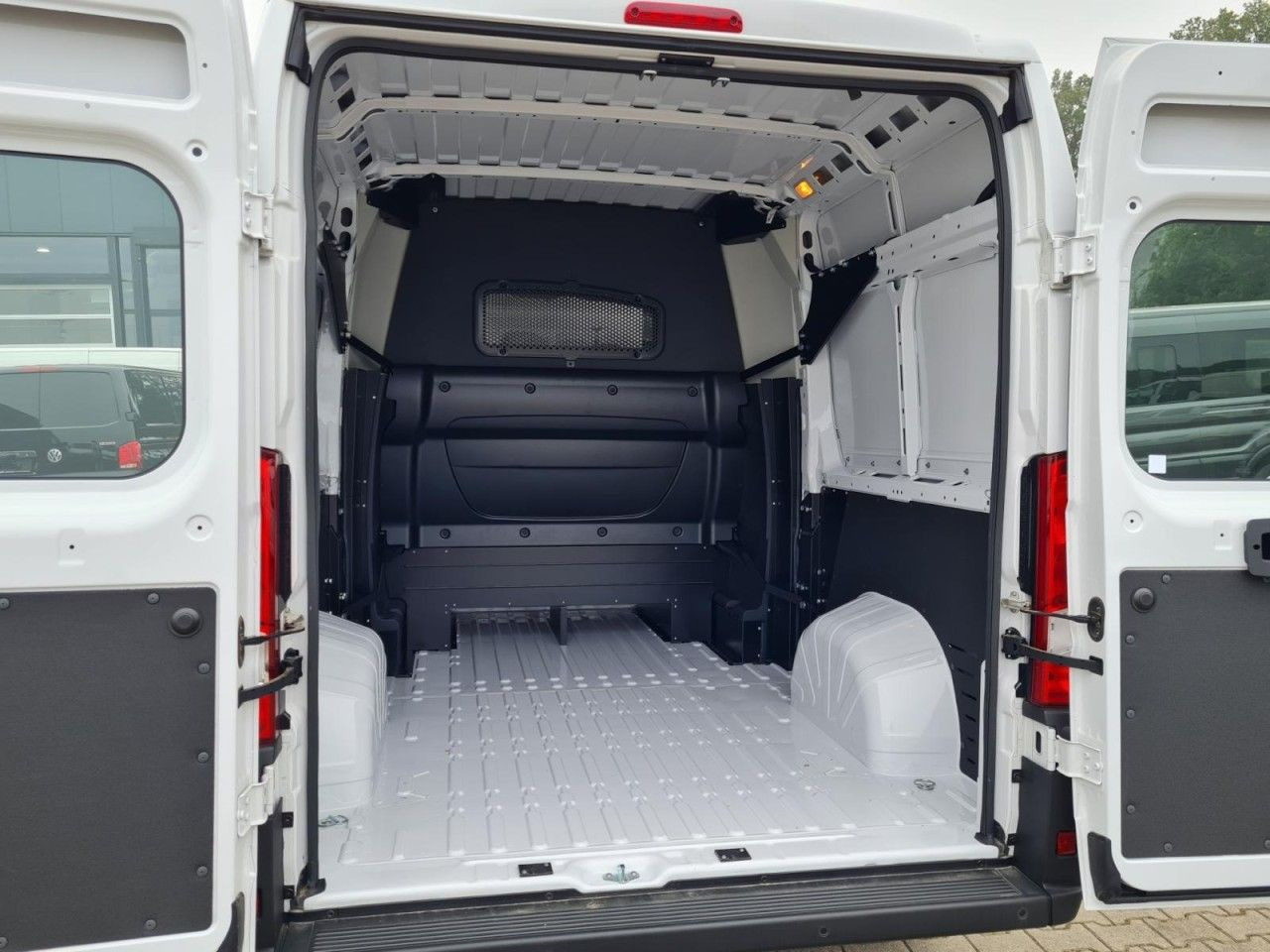 הַחכָּרָה  Fiat Ducato 35 Kasten Doka 7-Sitze 2x Schiebetür Maxi Fiat Ducato 35 Kasten Doka 7-Sitze 2x Schiebetür Maxi: תמונה 19