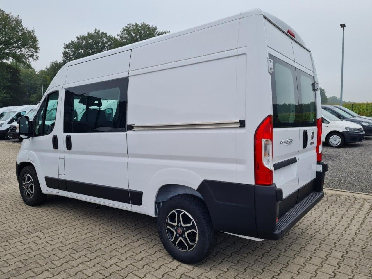 הַחכָּרָה  Fiat Ducato 35 Kasten Doka 7-Sitze 2x Schiebetür Maxi Fiat Ducato 35 Kasten Doka 7-Sitze 2x Schiebetür Maxi: תמונה 7