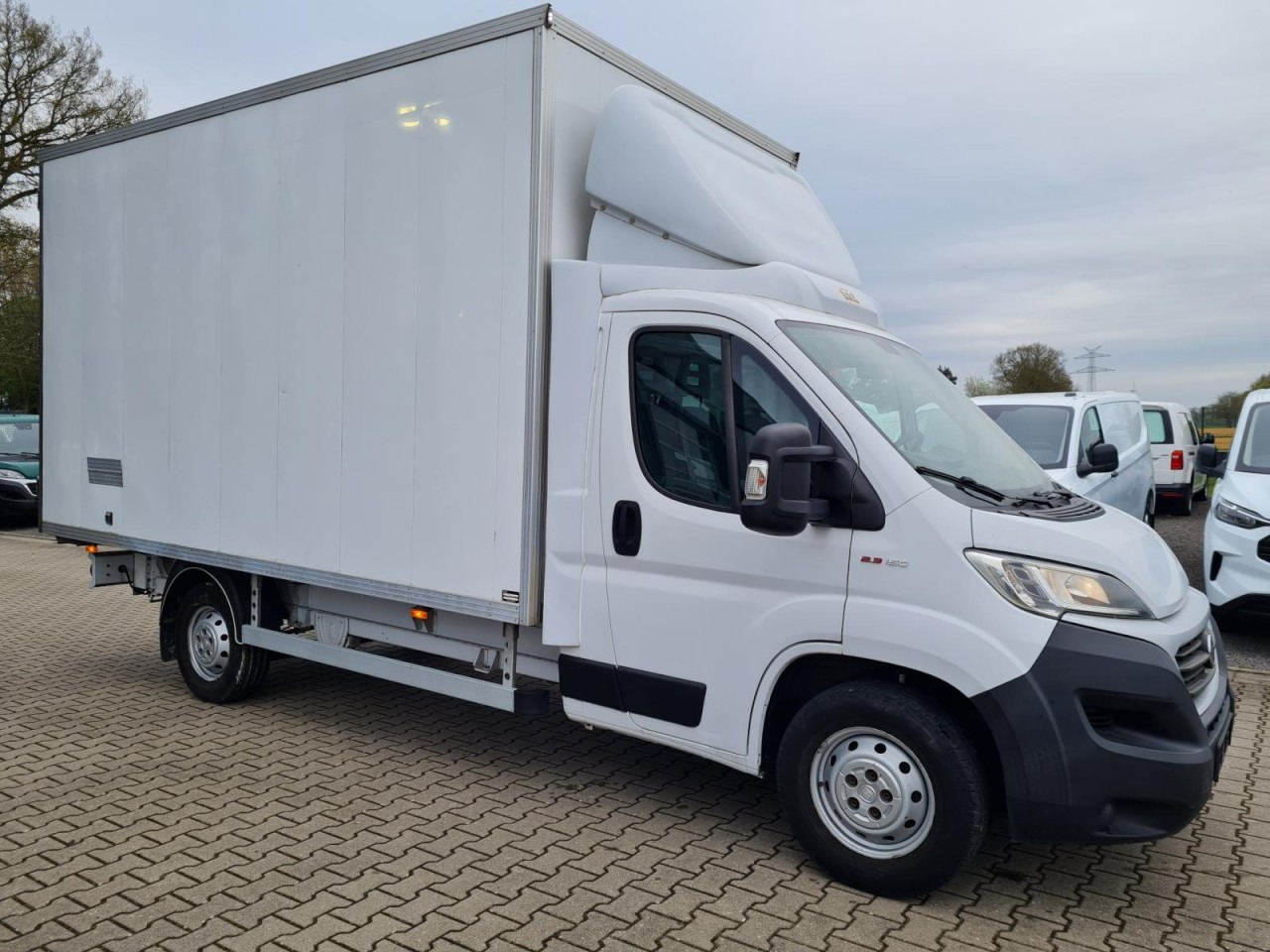 Fiat Ducato 35 Koffer 150 maxi Multijet Klima - כלי רכב מסחרי עם תיבה: תמונה 3 Fiat Ducato 35 Koffer 150 maxi Multijet Klima - כלי רכב מסחרי עם תיבה: תמונה 3