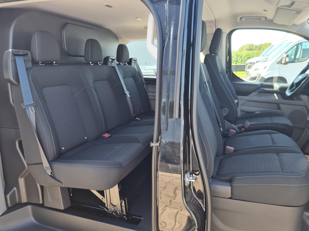 Ford Custom Kasten 320 L2 Trend Doka 6-Sitze KAMERA TEMPO - כלי רכב מסחרי קטן, כלי רכב מסחרי קומבי: תמונה 4 Ford Custom Kasten 320 L2 Trend Doka 6-Sitze KAMERA TEMPO - כלי רכב מסחרי קטן, כלי רכב מסחרי קומבי: תמונה 4