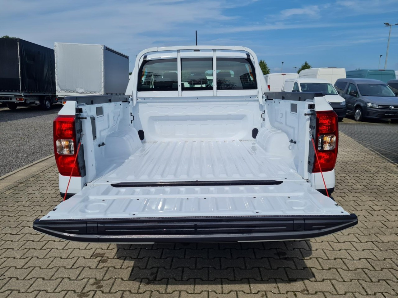 Ford Ranger Doka 2.0 Ecoblue XL 4x4 KLIMA KAMERA TEMPOMAT - טנדר, כלי רכב מסחרי קומבי: תמונה 5 Ford Ranger Doka 2.0 Ecoblue XL 4x4 KLIMA KAMERA TEMPOMAT - טנדר, כלי רכב מסחרי קומבי: תמונה 5