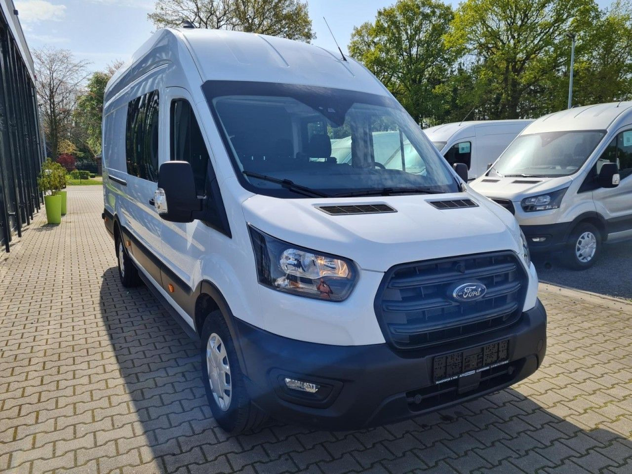 Ford Transit 350 Kasten L4H3 Doka Trend Mixto RWD - כלי רכב מסחרי עם לוח, כלי רכב מסחרי קומבי: תמונה 2 Ford Transit 350 Kasten L4H3 Doka Trend Mixto RWD - כלי רכב מסחרי עם לוח, כלי רכב מסחרי קומבי: תמונה 2