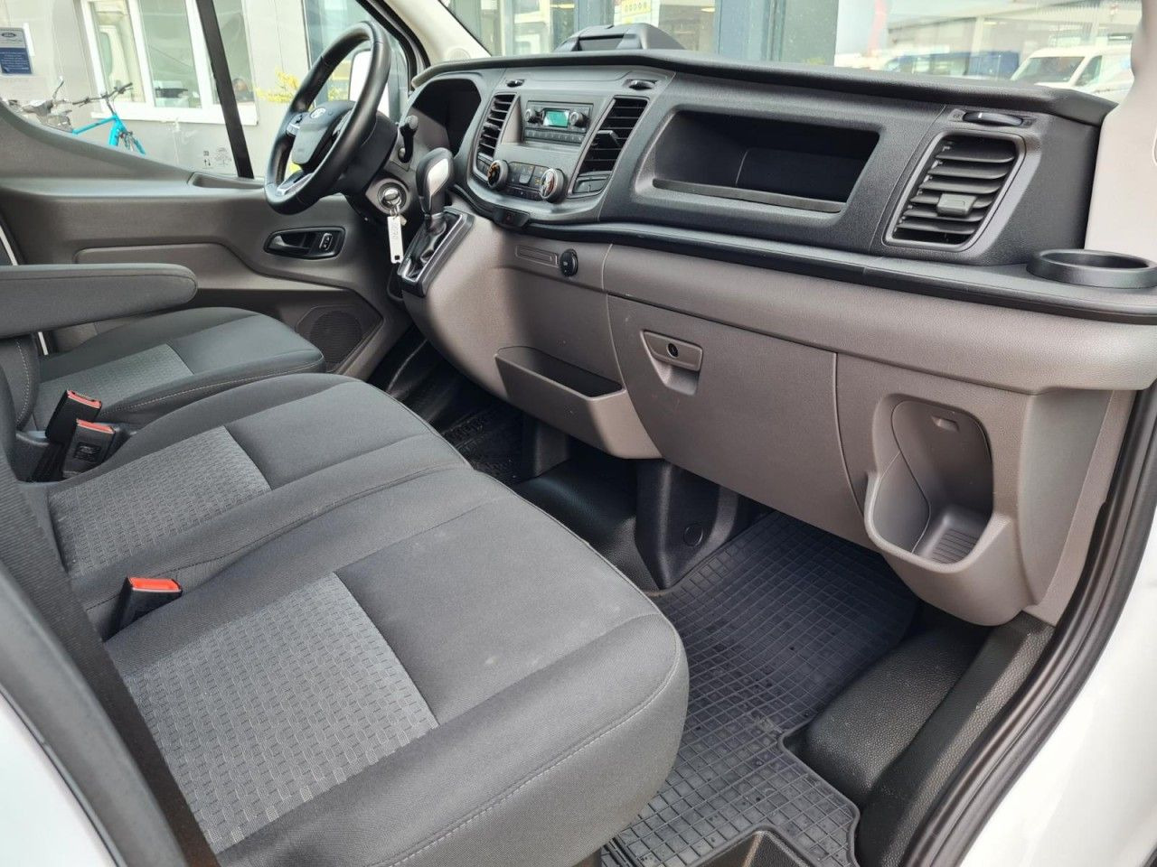 כלי רכב מסחרי עם תיבה Ford Transit 350 Möbel Koffer LBW Trend AG KLIMA TEMP: תמונה 14