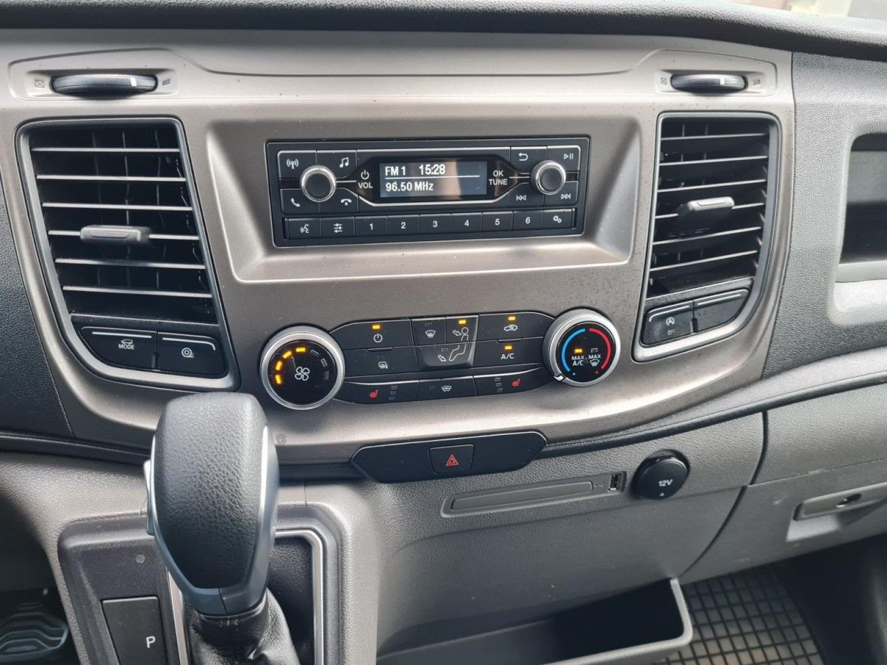 כלי רכב מסחרי עם תיבה Ford Transit 350 Möbel Koffer LBW Trend AG KLIMA TEMP: תמונה 11