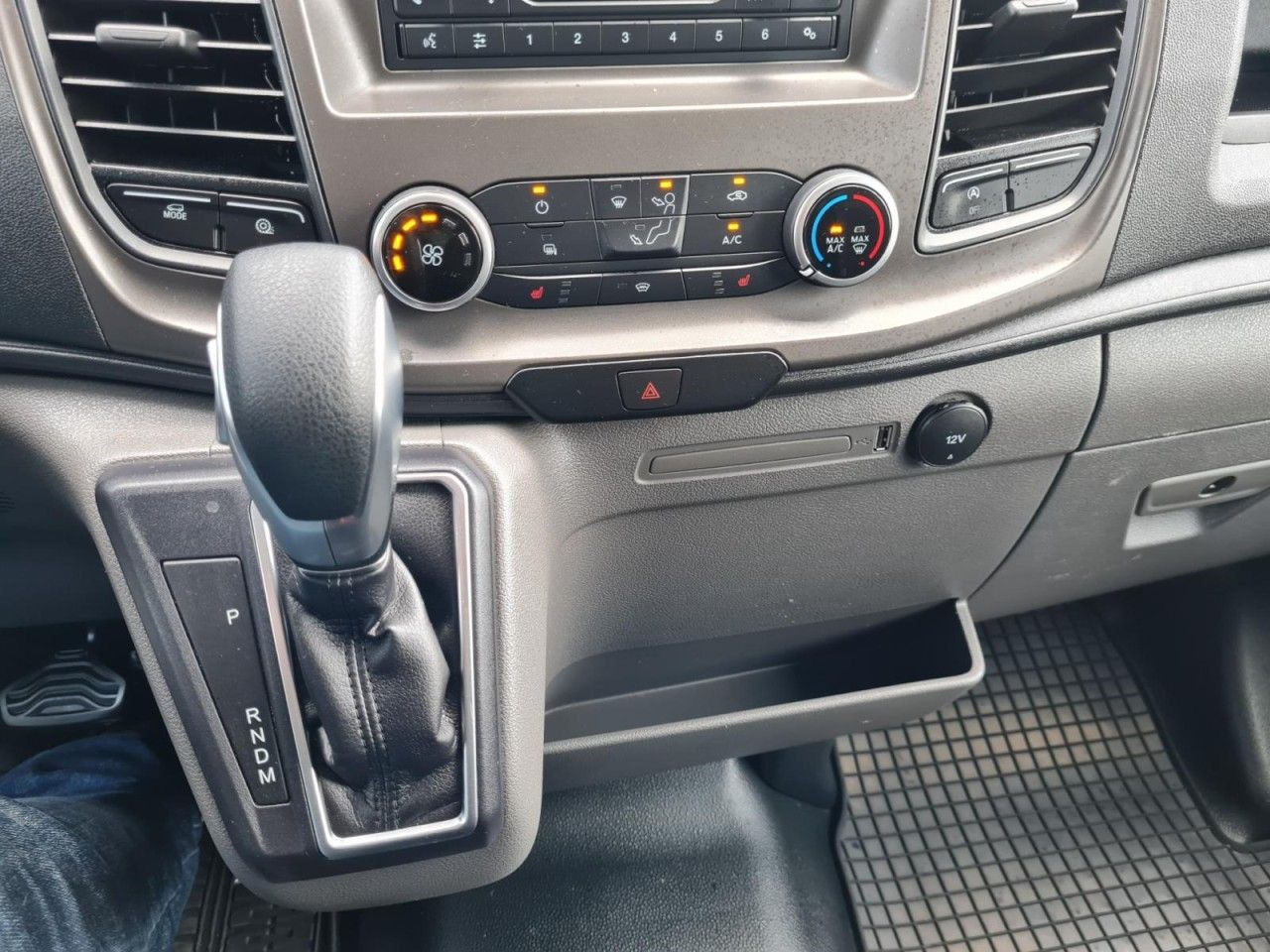 כלי רכב מסחרי עם תיבה Ford Transit 350 Möbel Koffer LBW Trend AG KLIMA TEMP: תמונה 12