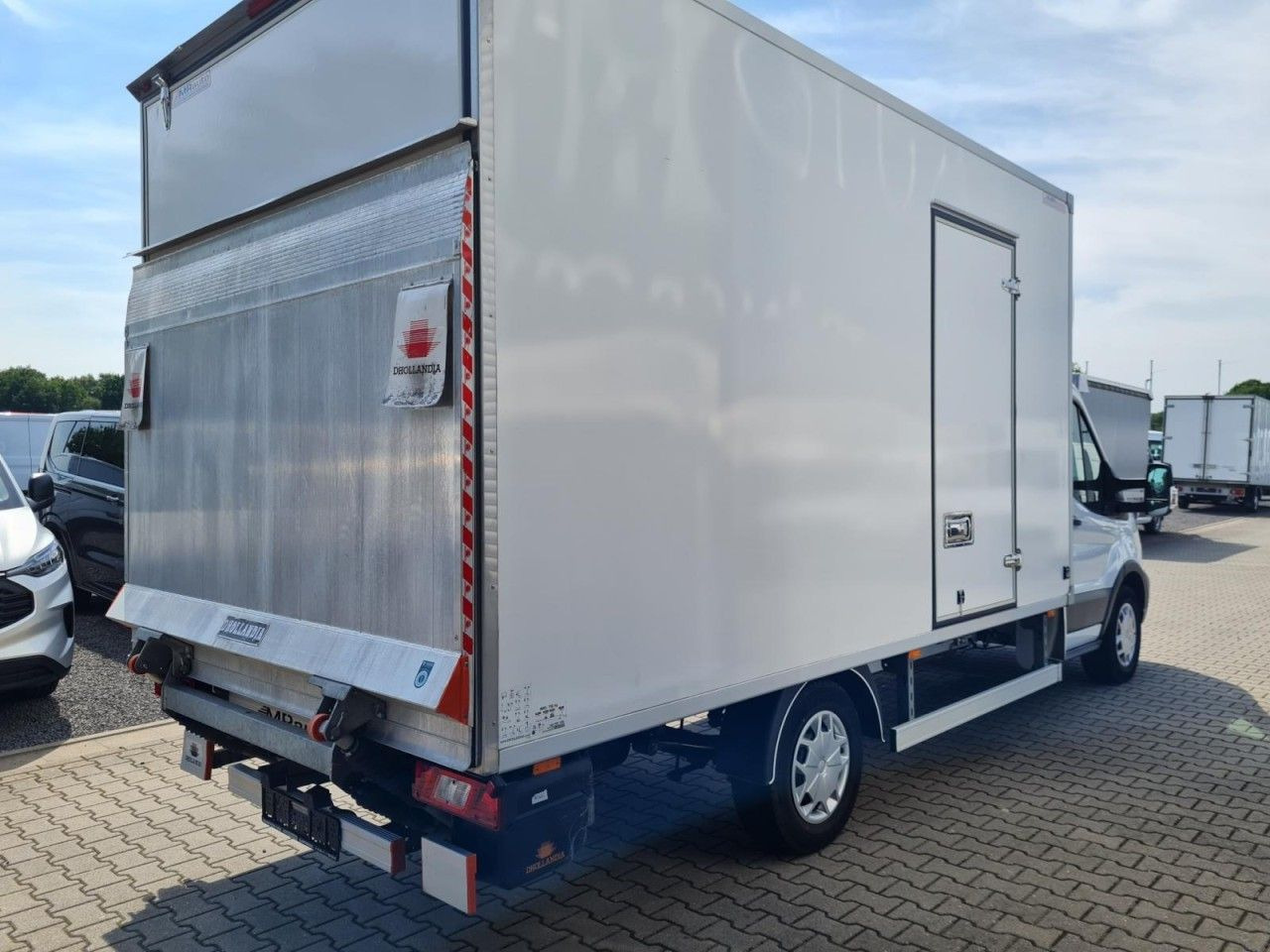 Ford Transit 350 Möbel Koffer LBW Trend AG KLIMA TEMP - כלי רכב מסחרי עם תיבה: תמונה 3 Ford Transit 350 Möbel Koffer LBW Trend AG KLIMA TEMP - כלי רכב מסחרי עם תיבה: תמונה 3