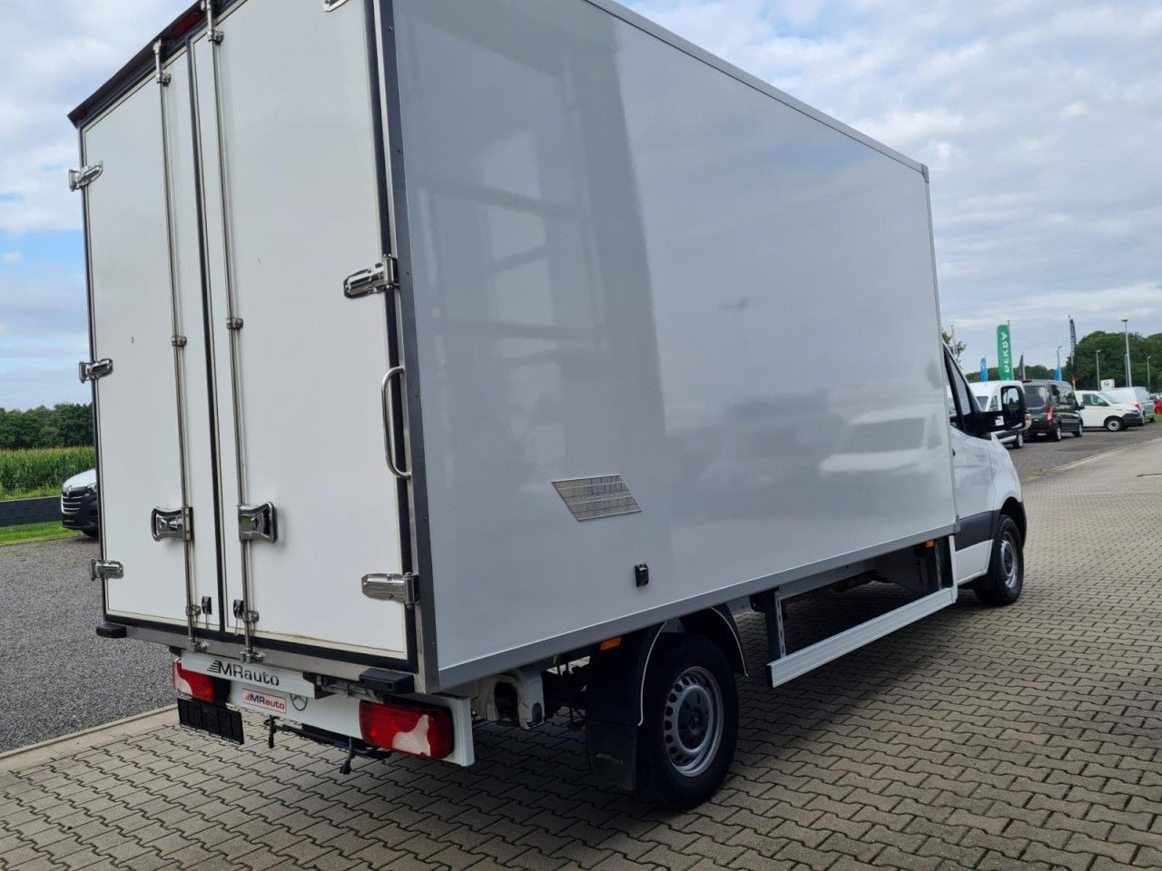 Mercedes-Benz Sprinter 315 CDI Koffer RWD KLIMA TEMPOMAT RWD - כלי רכב מסחרי עם תיבה: תמונה 4 Mercedes-Benz Sprinter 315 CDI Koffer RWD KLIMA TEMPOMAT RWD - כלי רכב מסחרי עם תיבה: תמונה 4