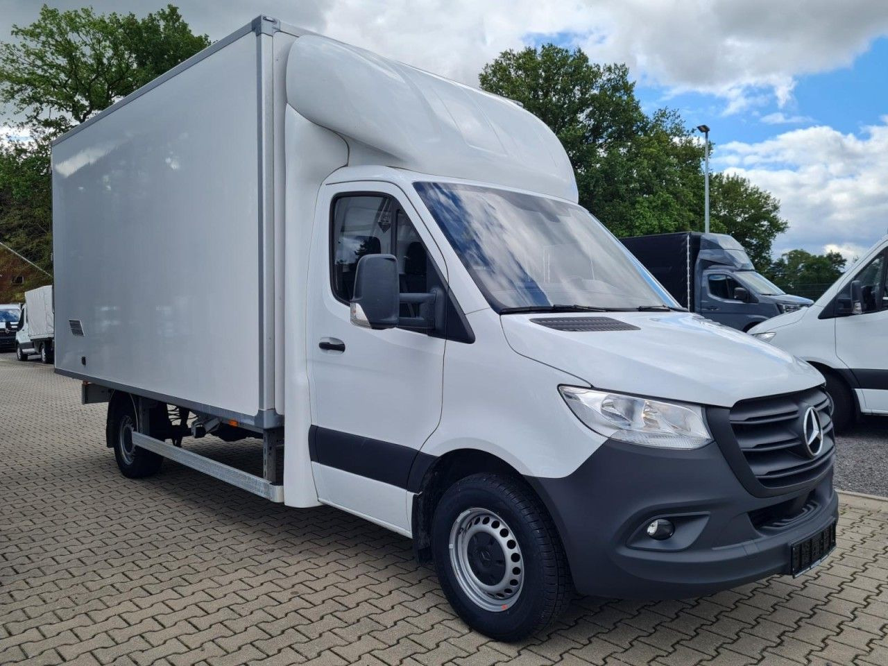 Mercedes-Benz Sprinter 315 CDI Möbel Koffer RWD KLIMA TEMPOMAT - כלי רכב מסחרי עם תיבה: תמונה 3 Mercedes-Benz Sprinter 315 CDI Möbel Koffer RWD KLIMA TEMPOMAT - כלי רכב מסחרי עם תיבה: תמונה 3