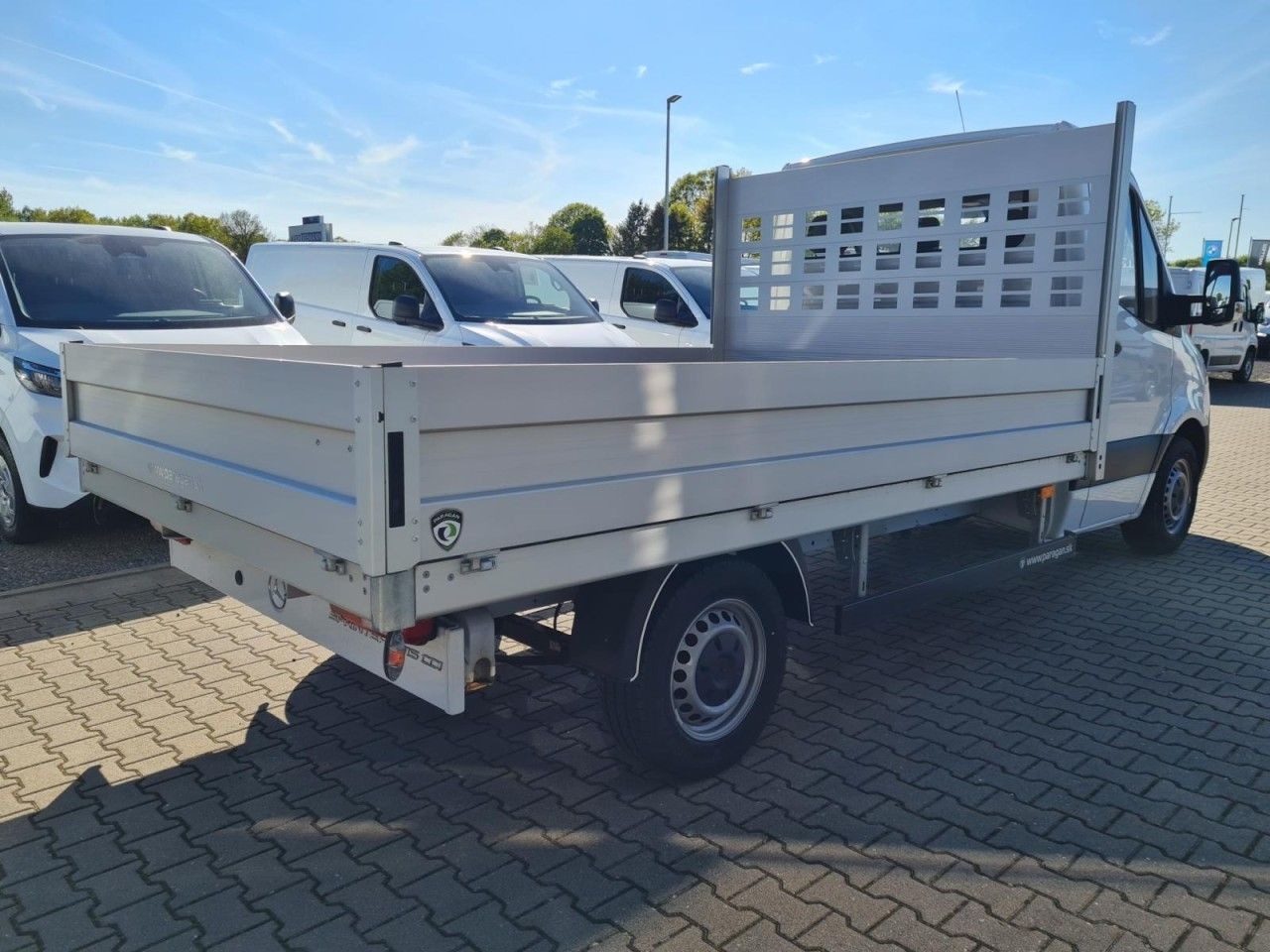Mercedes-Benz Sprinter 315 CDI Pritsche MR L3 KLIMA KOMFORT TE - כלי רכב מסחרי במיטה שטוחה: תמונה 4 Mercedes-Benz Sprinter 315 CDI Pritsche MR L3 KLIMA KOMFORT TE - כלי רכב מסחרי במיטה שטוחה: תמונה 4