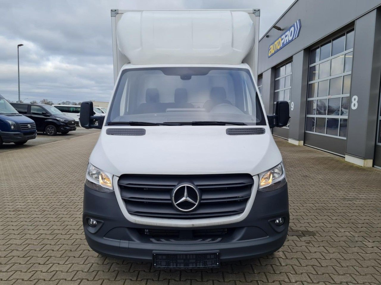 Mercedes-Benz Sprinter 315 CDi Koffer lang MBux, Klima - כלי רכב מסחרי עם תיבה: תמונה 2 Mercedes-Benz Sprinter 315 CDi Koffer lang MBux, Klima - כלי רכב מסחרי עם תיבה: תמונה 2