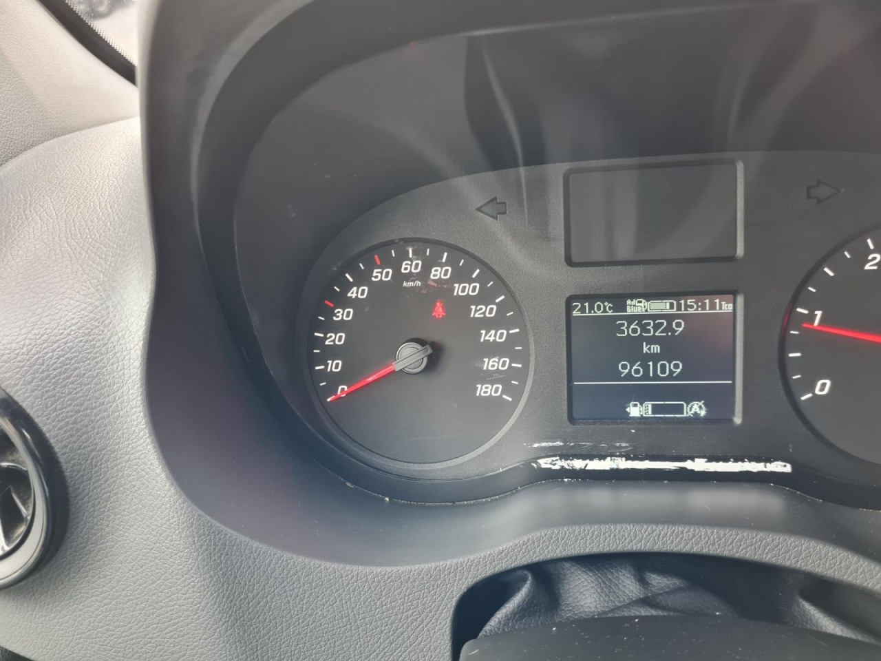 הַחכָּרָה  Mercedes-Benz Sprinter 316 Kasten CDI MR RWD AHK MBUX KAMERA Mercedes-Benz Sprinter 316 Kasten CDI MR RWD AHK MBUX KAMERA: תמונה 11