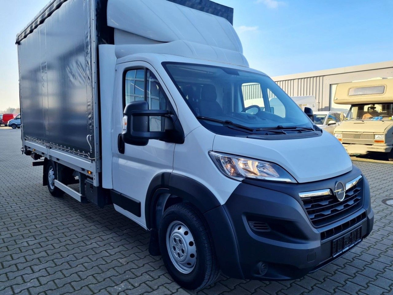 Opel Movano Pritsche Schiebe Plane LBW LUFTFEDER TEMP - כלי רכב מסחרי עם וילונות צד: תמונה 3 Opel Movano Pritsche Schiebe Plane LBW LUFTFEDER TEMP - כלי רכב מסחרי עם וילונות צד: תמונה 3