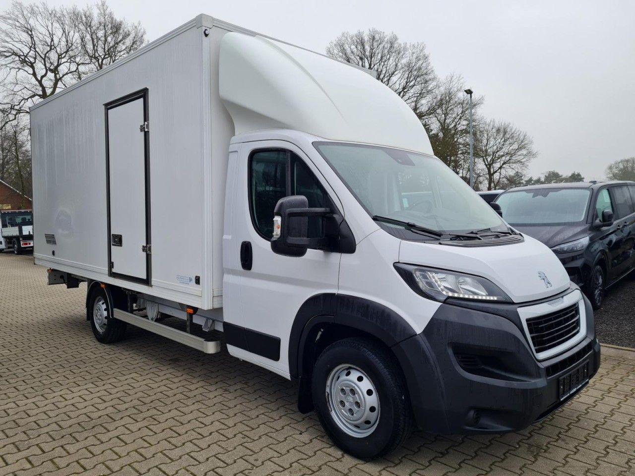 Peugeot Boxer 3.5t Koffer lang L4 ERGO KLIMA KOMFORT TEM - כלי רכב מסחרי עם תיבה: תמונה 3 Peugeot Boxer 3.5t Koffer lang L4 ERGO KLIMA KOMFORT TEM - כלי רכב מסחרי עם תיבה: תמונה 3