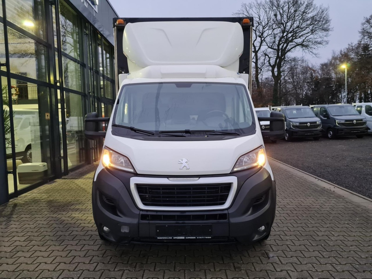 Peugeot Boxer 35 Pritsche 2x Schiebe Plane LBW L4 KLIMA - כלי רכב מסחרי עם וילונות צד: תמונה 2 Peugeot Boxer 35 Pritsche 2x Schiebe Plane LBW L4 KLIMA - כלי רכב מסחרי עם וילונות צד: תמונה 2