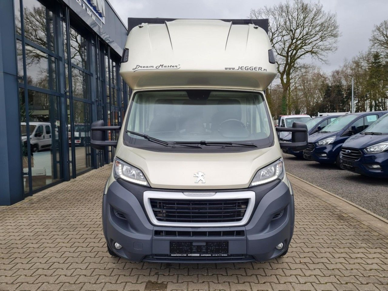 Peugeot Boxer Pritsche L4 Schiebe Plane Schlafkab Luftfe - כלי רכב מסחרי עם וילונות צד: תמונה 2 Peugeot Boxer Pritsche L4 Schiebe Plane Schlafkab Luftfe - כלי רכב מסחרי עם וילונות צד: תמונה 2