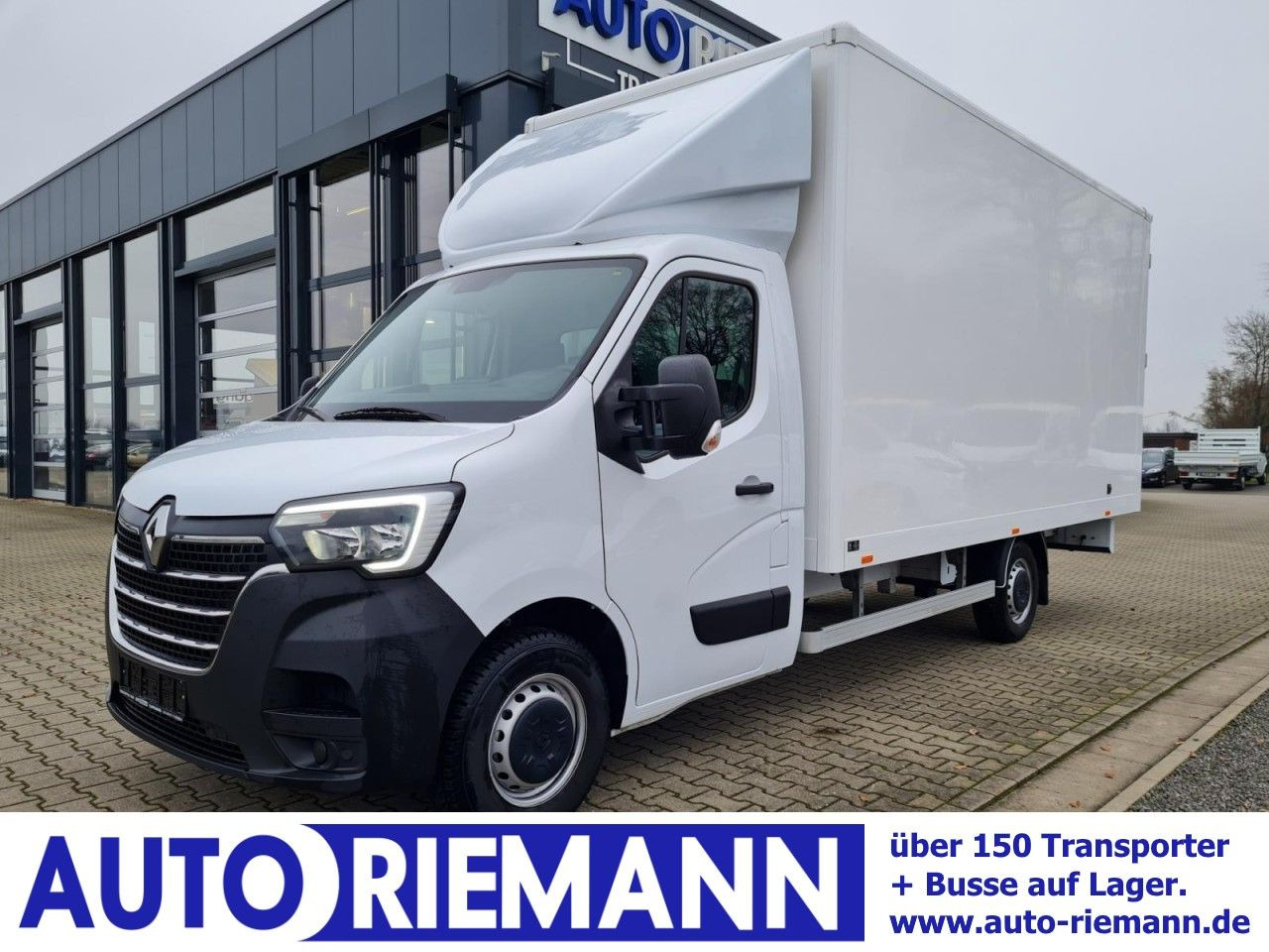 Renault Master 3,5t Koffer dCi 165 mit 10 Pal. Plätze - כלי רכב מסחרי עם תיבה: תמונה 1 Renault Master 3,5t Koffer dCi 165 mit 10 Pal. Plätze - כלי רכב מסחרי עם תיבה: תמונה 1