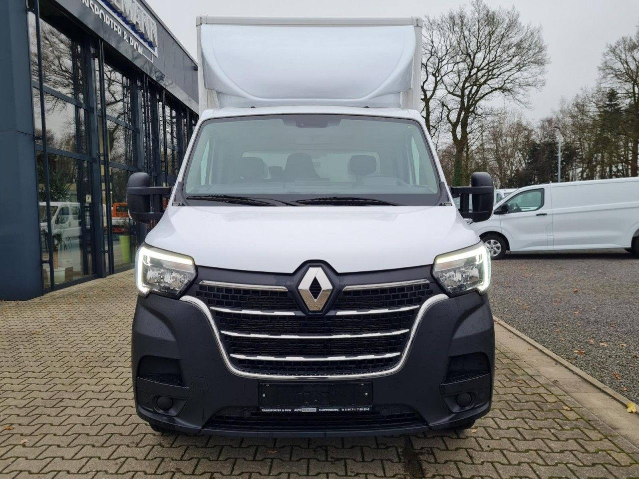 Renault Master 3,5t Koffer dCi 165 mit 10 Pal. Plätze - כלי רכב מסחרי עם תיבה: תמונה 3 Renault Master 3,5t Koffer dCi 165 mit 10 Pal. Plätze - כלי רכב מסחרי עם תיבה: תמונה 3