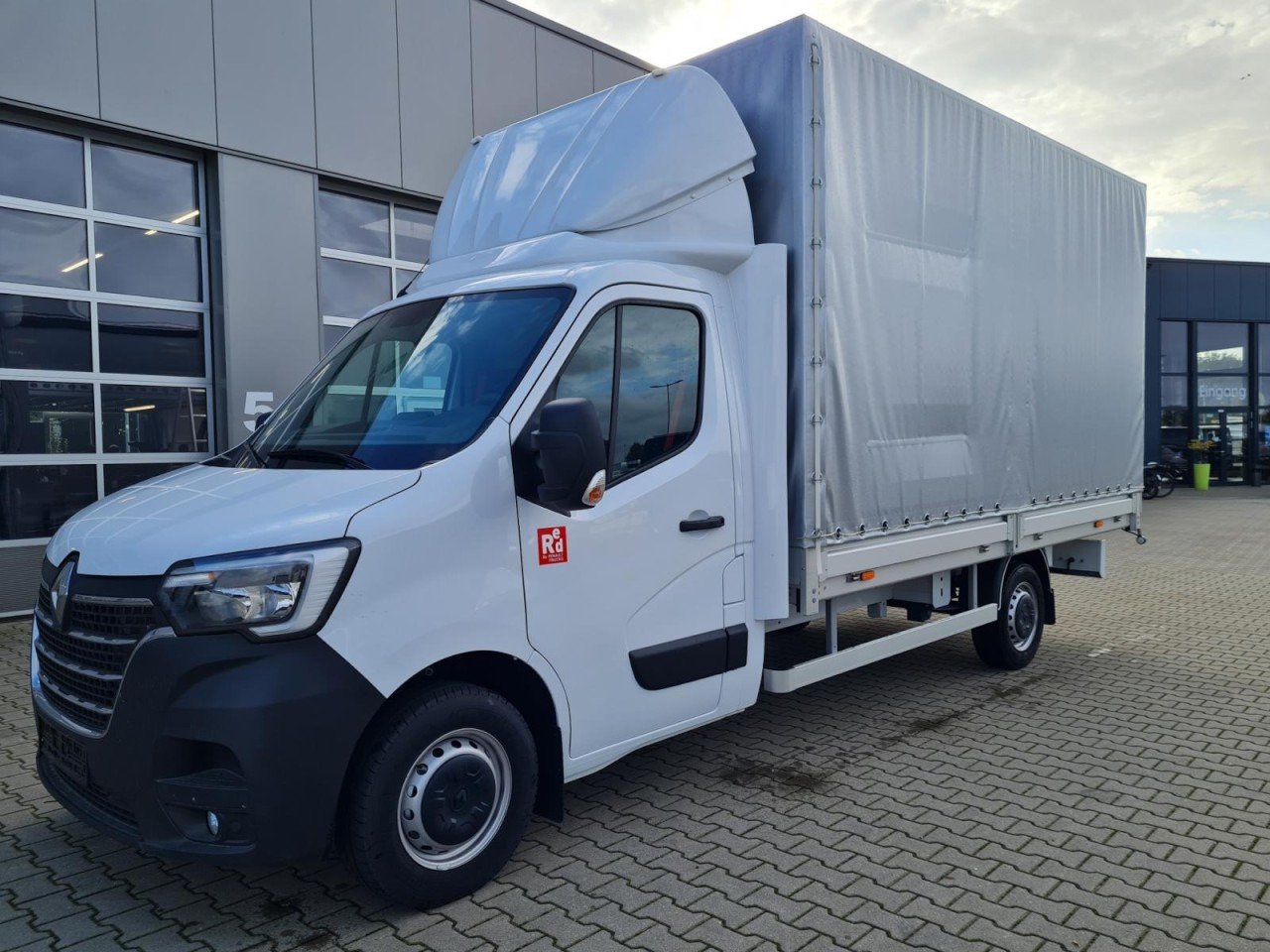 Renault Master 3,5t Pritsche Schiebe Plane ERGO KLIMA TEMPO - כלי רכב מסחרי עם וילונות צד: תמונה 3 Renault Master 3,5t Pritsche Schiebe Plane ERGO KLIMA TEMPO - כלי רכב מסחרי עם וילונות צד: תמונה 3
