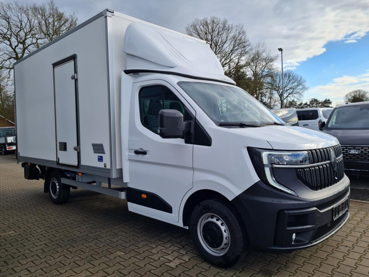 Renault Master 35 New Möbel Koffer LBW LUFTFEDERUNG KAME - כלי רכב מסחרי עם תיבה: תמונה 3 Renault Master 35 New Möbel Koffer LBW LUFTFEDERUNG KAME - כלי רכב מסחרי עם תיבה: תמונה 3