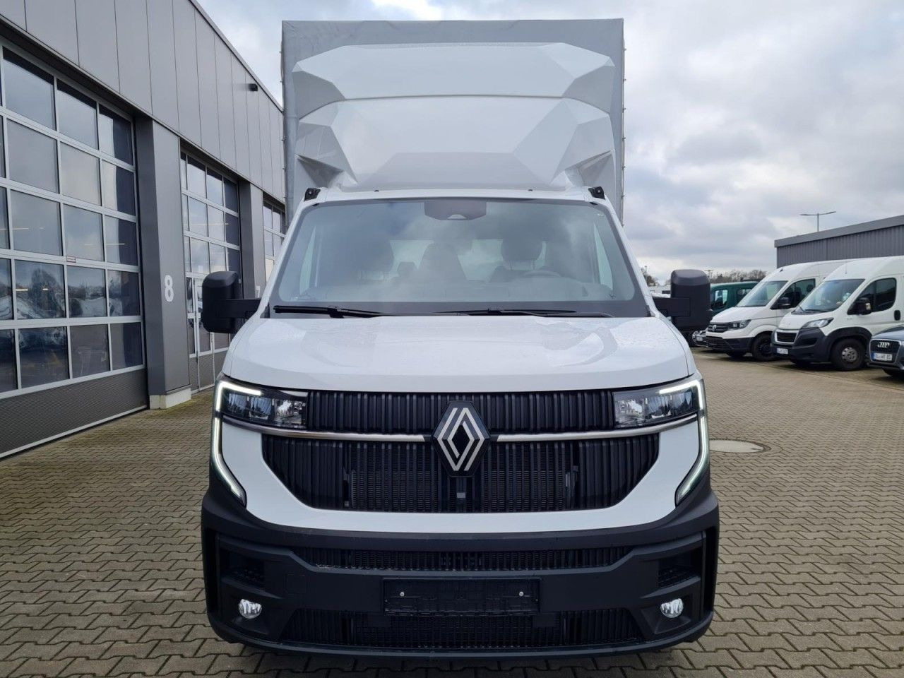 Renault Master 35 New Pritsche Plane 10 Paletten PDC TEM - כלי רכב מסחרי עם וילונות צד: תמונה 2 Renault Master 35 New Pritsche Plane 10 Paletten PDC TEM - כלי רכב מסחרי עם וילונות צד: תמונה 2