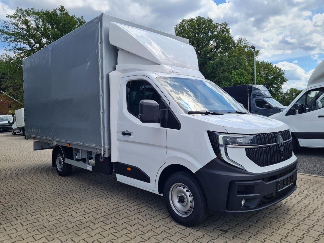Renault Master 35 Pritsche Schiebe Plane dCi 170 10 Pal. - כלי רכב מסחרי עם וילונות צד: תמונה 4 Renault Master 35 Pritsche Schiebe Plane dCi 170 10 Pal. - כלי רכב מסחרי עם וילונות צד: תמונה 4