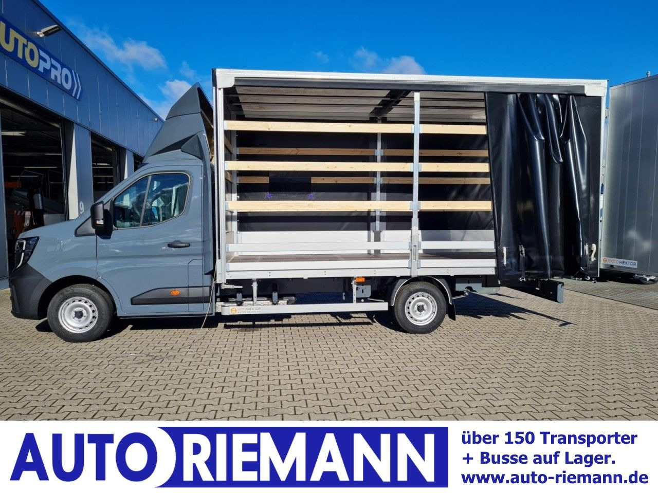 Renault Master 35 Pritsche Schiebe Plane dCi 170 Navi Ap - כלי רכב מסחרי עם וילונות צד: תמונה 1 Renault Master 35 Pritsche Schiebe Plane dCi 170 Navi Ap - כלי רכב מסחרי עם וילונות צד: תמונה 1
