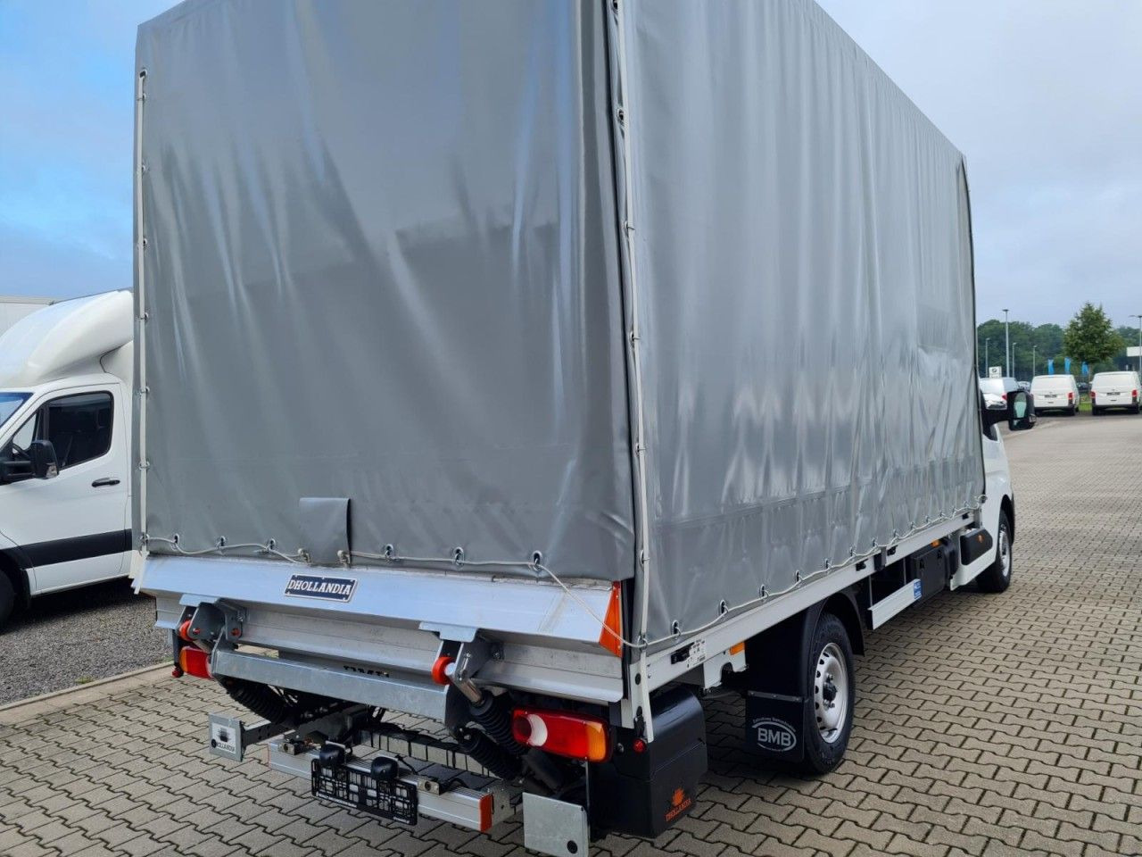 Renault Master New Pritsche Schiebe Plane Schlafkab LBW - כלי רכב מסחרי עם וילונות צד: תמונה 4 Renault Master New Pritsche Schiebe Plane Schlafkab LBW - כלי רכב מסחרי עם וילונות צד: תמונה 4