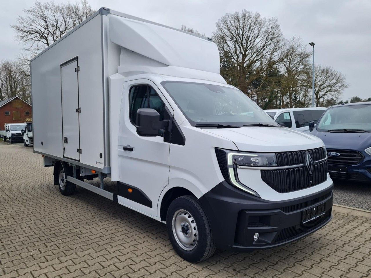 Renault New Master 35 Möbel Koffer KLIMA LUFTFEDER TEMPO - כלי רכב מסחרי עם תיבה: תמונה 3 Renault New Master 35 Möbel Koffer KLIMA LUFTFEDER TEMPO - כלי רכב מסחרי עם תיבה: תמונה 3