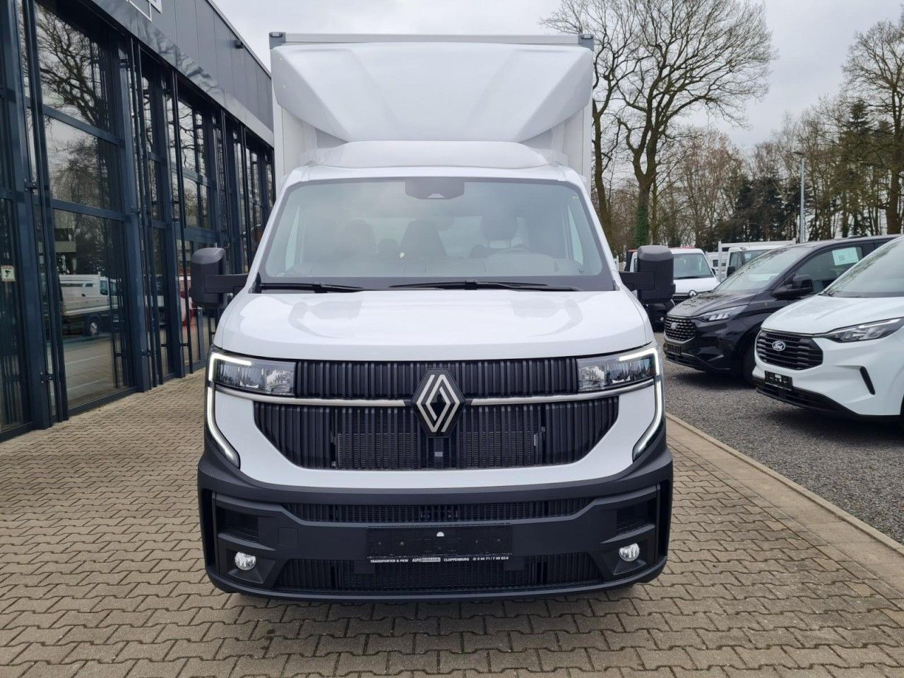 Renault New Master 35 Möbel Koffer KLIMA LUFTFEDER TEMPO - כלי רכב מסחרי עם תיבה: תמונה 2 Renault New Master 35 Möbel Koffer KLIMA LUFTFEDER TEMPO - כלי רכב מסחרי עם תיבה: תמונה 2