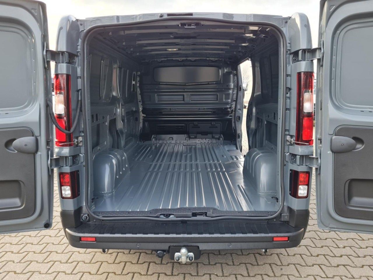 Renault Trafic Kasten L2 Advance AHK KLIMA LED PDC TEMPO - כלי רכב מסחרי קטן: תמונה 5 Renault Trafic Kasten L2 Advance AHK KLIMA LED PDC TEMPO - כלי רכב מסחרי קטן: תמונה 5
