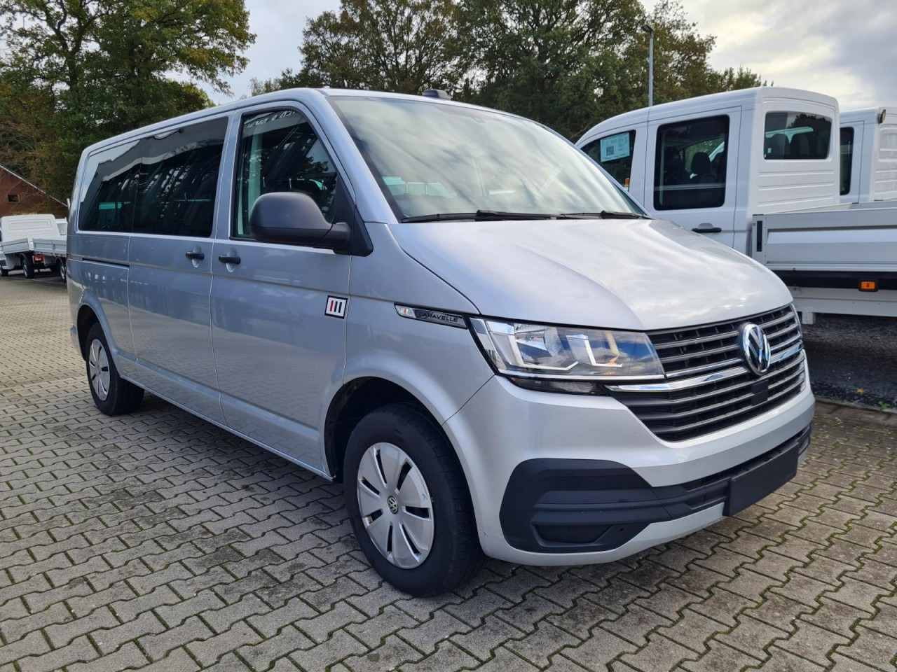 VW Volkswagen T6.1 Caravelle TDI lang 9 Sitzer 2 Schiebetüren Trendl. - מיניבוס, כלי רכב מסחרי לנוסעים: תמונה 3 VW Volkswagen T6.1 Caravelle TDI lang 9 Sitzer 2 Schiebetüren Trendl. - מיניבוס, כלי רכב מסחרי לנוסעים: תמונה 3