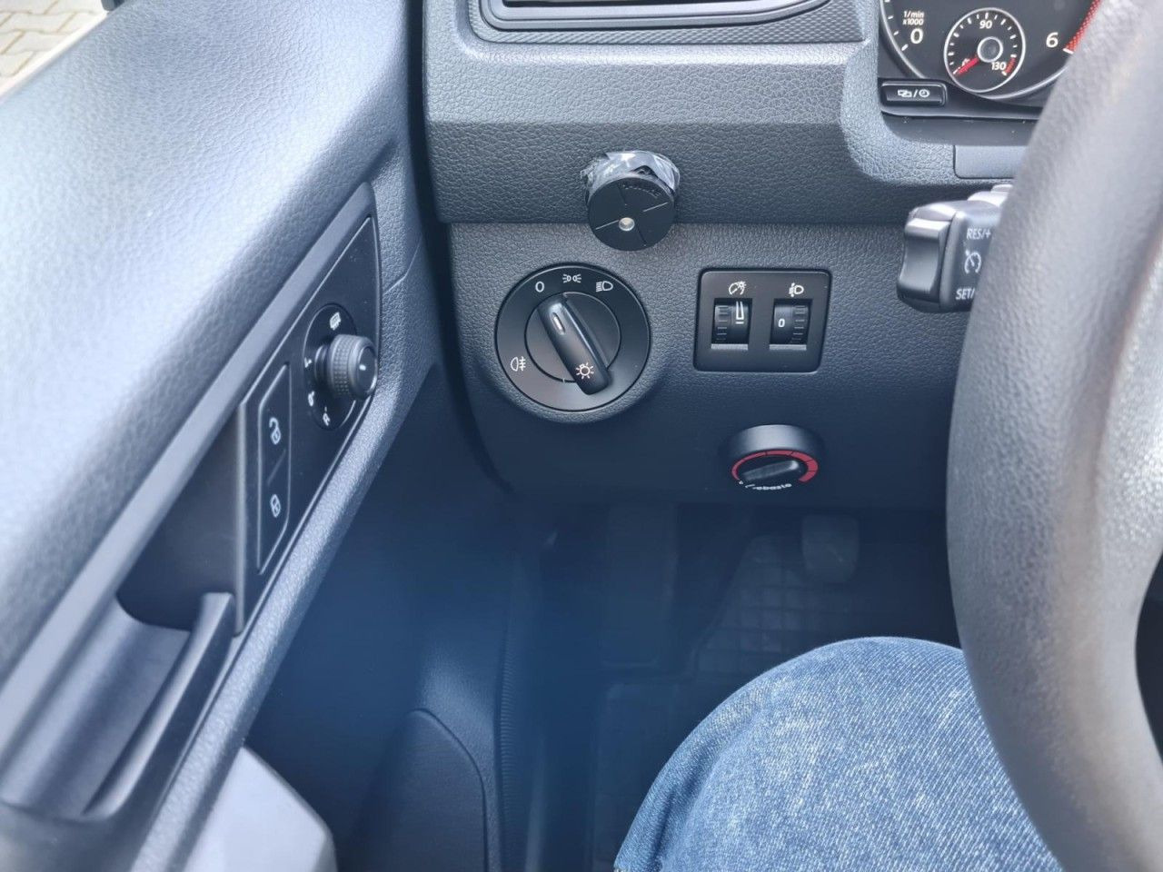 הַחכָּרָה  Volkswagen Caddy 4Motion TDi Kombi 5-Sitze REGALSYSTEM TEMP Volkswagen Caddy 4Motion TDi Kombi 5-Sitze REGALSYSTEM TEMP: תמונה 19