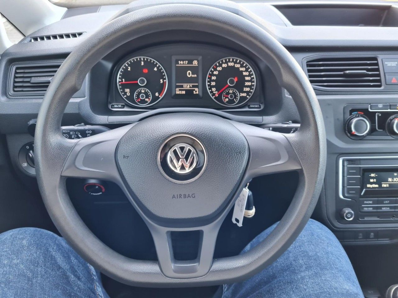 הַחכָּרָה  Volkswagen Caddy 4Motion TDi Kombi 5-Sitze REGALSYSTEM TEMP Volkswagen Caddy 4Motion TDi Kombi 5-Sitze REGALSYSTEM TEMP: תמונה 10