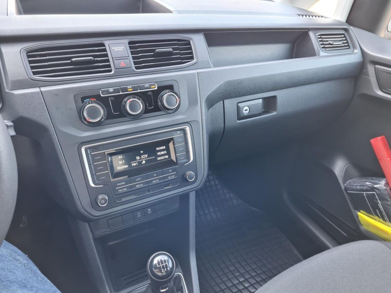הַחכָּרָה  Volkswagen Caddy 4Motion TDi Kombi 5-Sitze REGALSYSTEM TEMP Volkswagen Caddy 4Motion TDi Kombi 5-Sitze REGALSYSTEM TEMP: תמונה 12