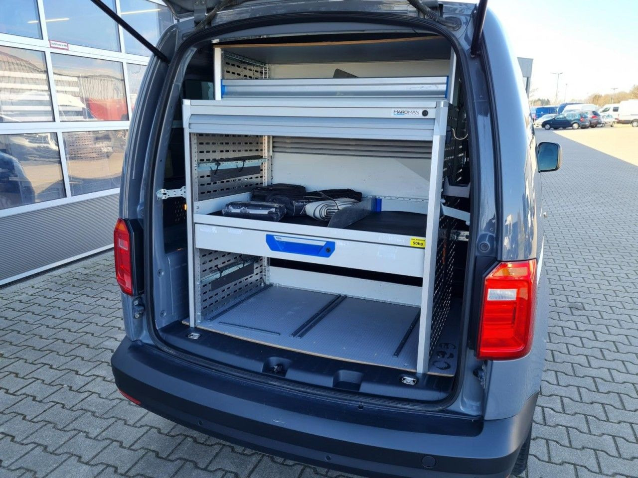 הַחכָּרָה  Volkswagen Caddy 4Motion TDi Kombi 5-Sitze REGALSYSTEM TEMP Volkswagen Caddy 4Motion TDi Kombi 5-Sitze REGALSYSTEM TEMP: תמונה 18