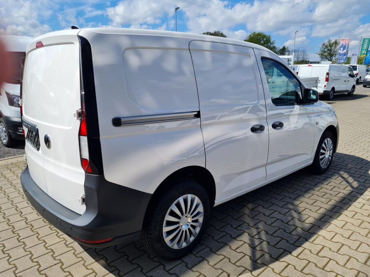 Volkswagen Caddy Kasten Cargo 2.0 TDI KLIMA KOMFORT PDC - כלי רכב מסחרי קטן: תמונה 4 Volkswagen Caddy Kasten Cargo 2.0 TDI KLIMA KOMFORT PDC - כלי רכב מסחרי קטן: תמונה 4
