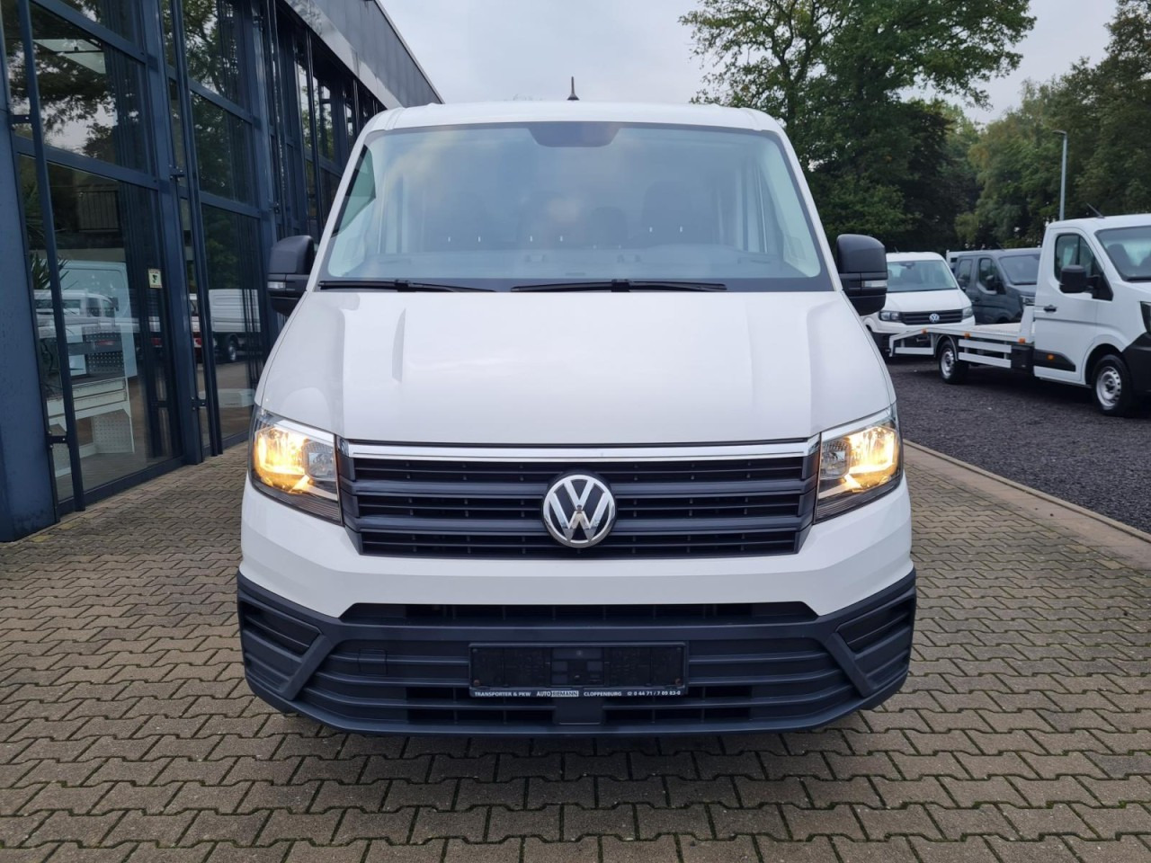 Volkswagen Crafter 35 Doka MR Pritsche AHK Klima 7 Sitzer - כלי רכב מסחרי במיטה שטוחה, כלי רכב מסחרי קומבי: תמונה 2 Volkswagen Crafter 35 Doka MR Pritsche AHK Klima 7 Sitzer - כלי רכב מסחרי במיטה שטוחה, כלי רכב מסחרי קומבי: תמונה 2