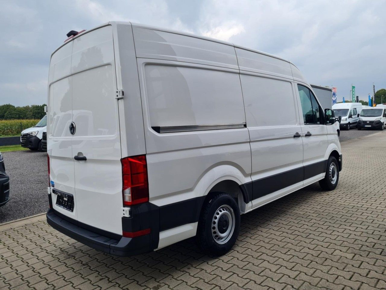 Volkswagen Crafter 35 Kasten TDI L3H3 LED TEMPOMAT AUTOMATI - כלי רכב מסחרי עם לוח: תמונה 4 Volkswagen Crafter 35 Kasten TDI L3H3 LED TEMPOMAT AUTOMATI - כלי רכב מסחרי עם לוח: תמונה 4