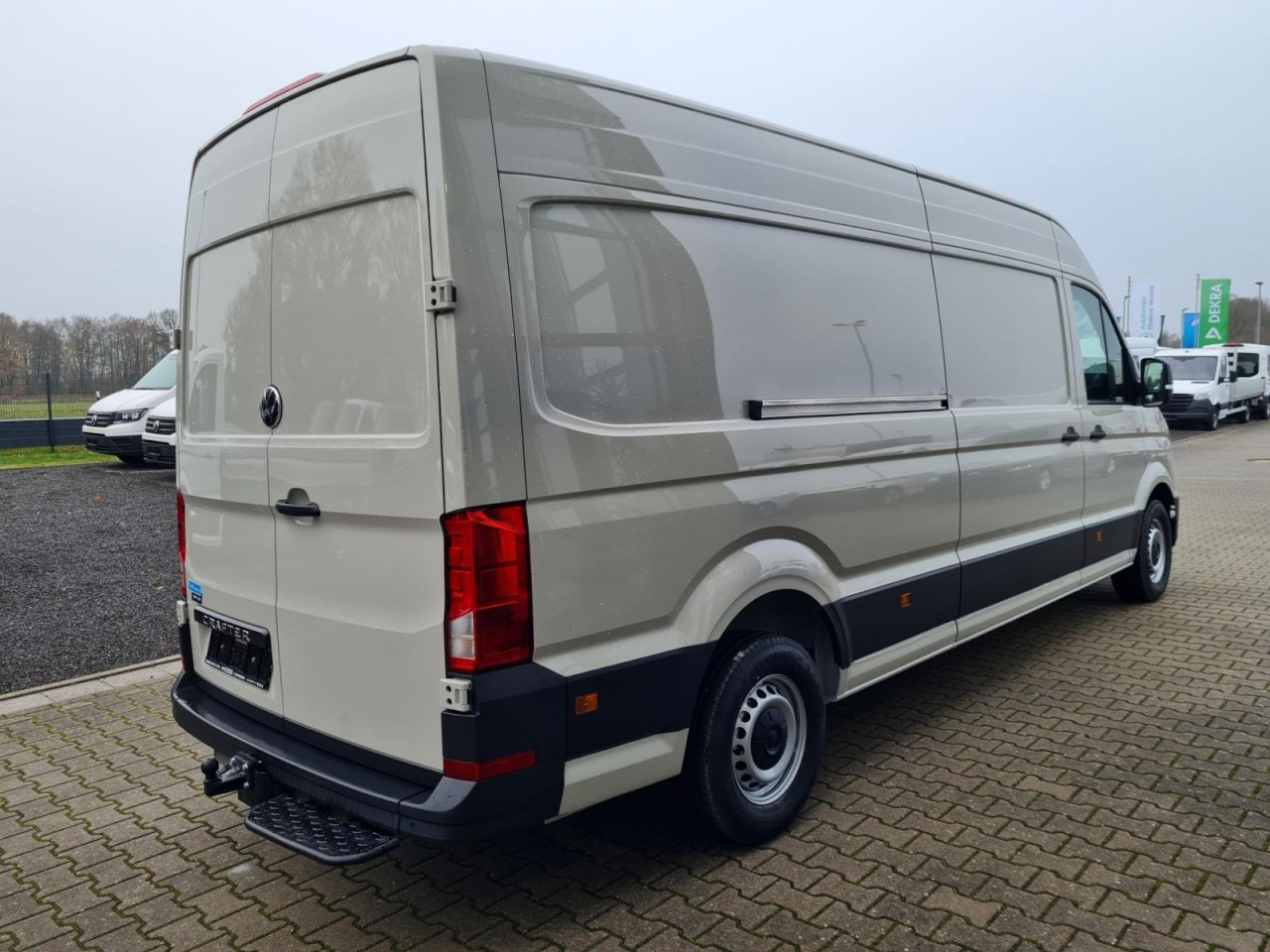 Volkswagen Crafter 35 Kasten TDI LR L4H3 AHK LED Tempom - כלי רכב מסחרי עם לוח: תמונה 4 Volkswagen Crafter 35 Kasten TDI LR L4H3 AHK LED Tempom - כלי רכב מסחרי עם לוח: תמונה 4