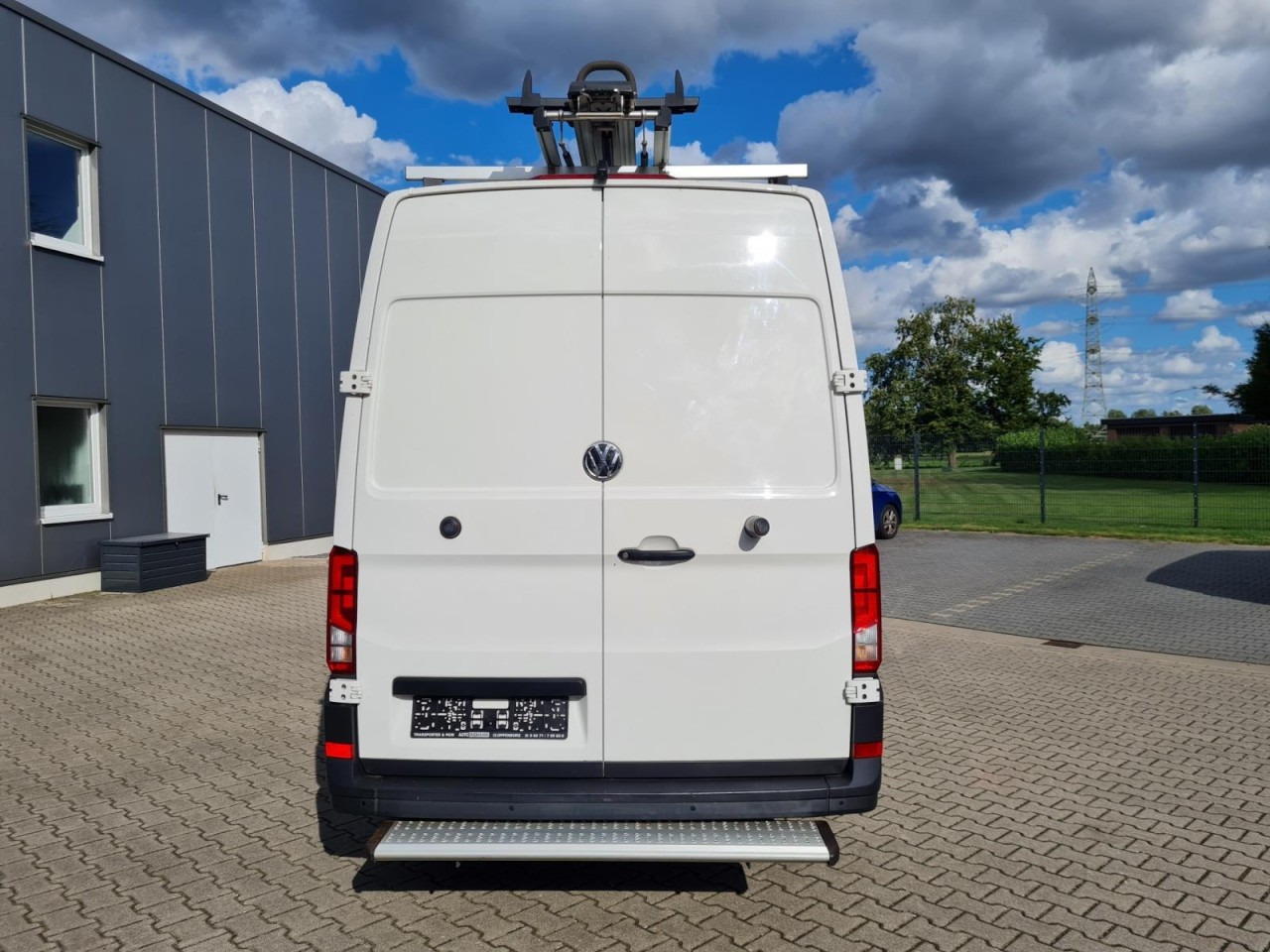 Volkswagen Crafter 35 Kasten TDI MR L3H3 NAVI TOUCH KAMERA - כלי רכב מסחרי עם לוח: תמונה 5 Volkswagen Crafter 35 Kasten TDI MR L3H3 NAVI TOUCH KAMERA - כלי רכב מסחרי עם לוח: תמונה 5