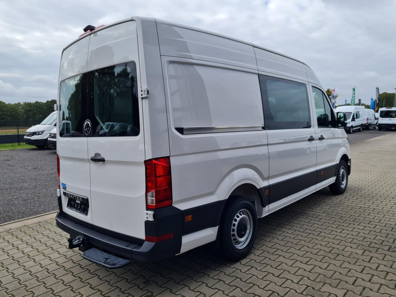 Volkswagen Crafter 35 Kasten TDI MR L3H3 STANDHEIZ AHK - כלי רכב מסחרי עם לוח: תמונה 4 Volkswagen Crafter 35 Kasten TDI MR L3H3 STANDHEIZ AHK - כלי רכב מסחרי עם לוח: תמונה 4