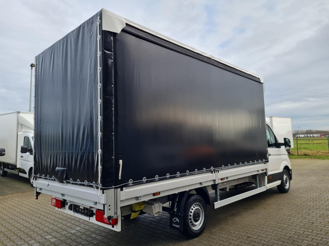 Volkswagen Crafter 35 Pritsche TDI Schiebe Plane L4 - כלי רכב מסחרי עם וילונות צד: תמונה 5 Volkswagen Crafter 35 Pritsche TDI Schiebe Plane L4 - כלי רכב מסחרי עם וילונות צד: תמונה 5