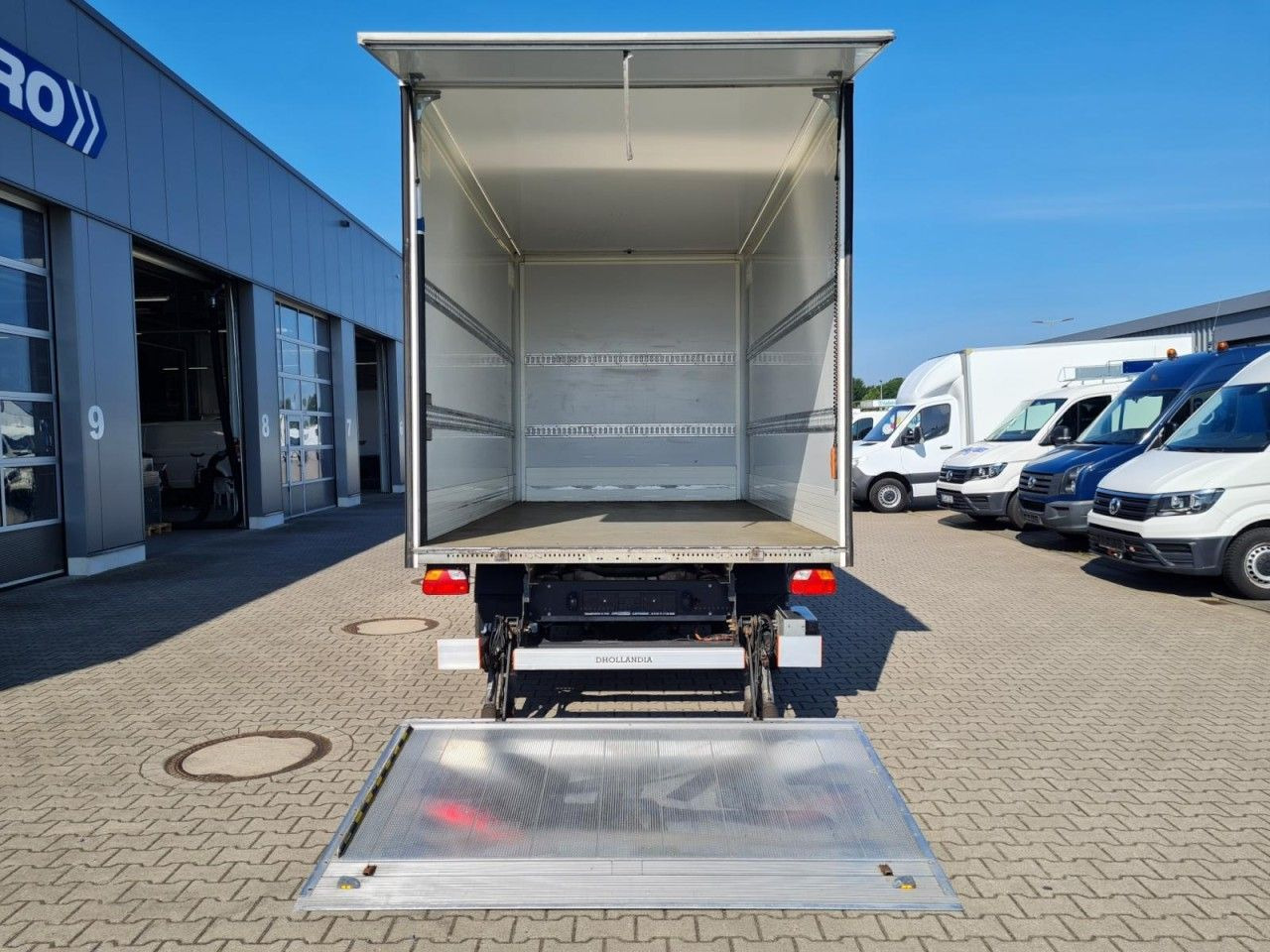 Volkswagen Crafter 50 Koffer hoch 2.0 TDI LBW KLIMA KAMERA - כלי רכב מסחרי עם תיבה: תמונה 5 Volkswagen Crafter 50 Koffer hoch 2.0 TDI LBW KLIMA KAMERA - כלי רכב מסחרי עם תיבה: תמונה 5