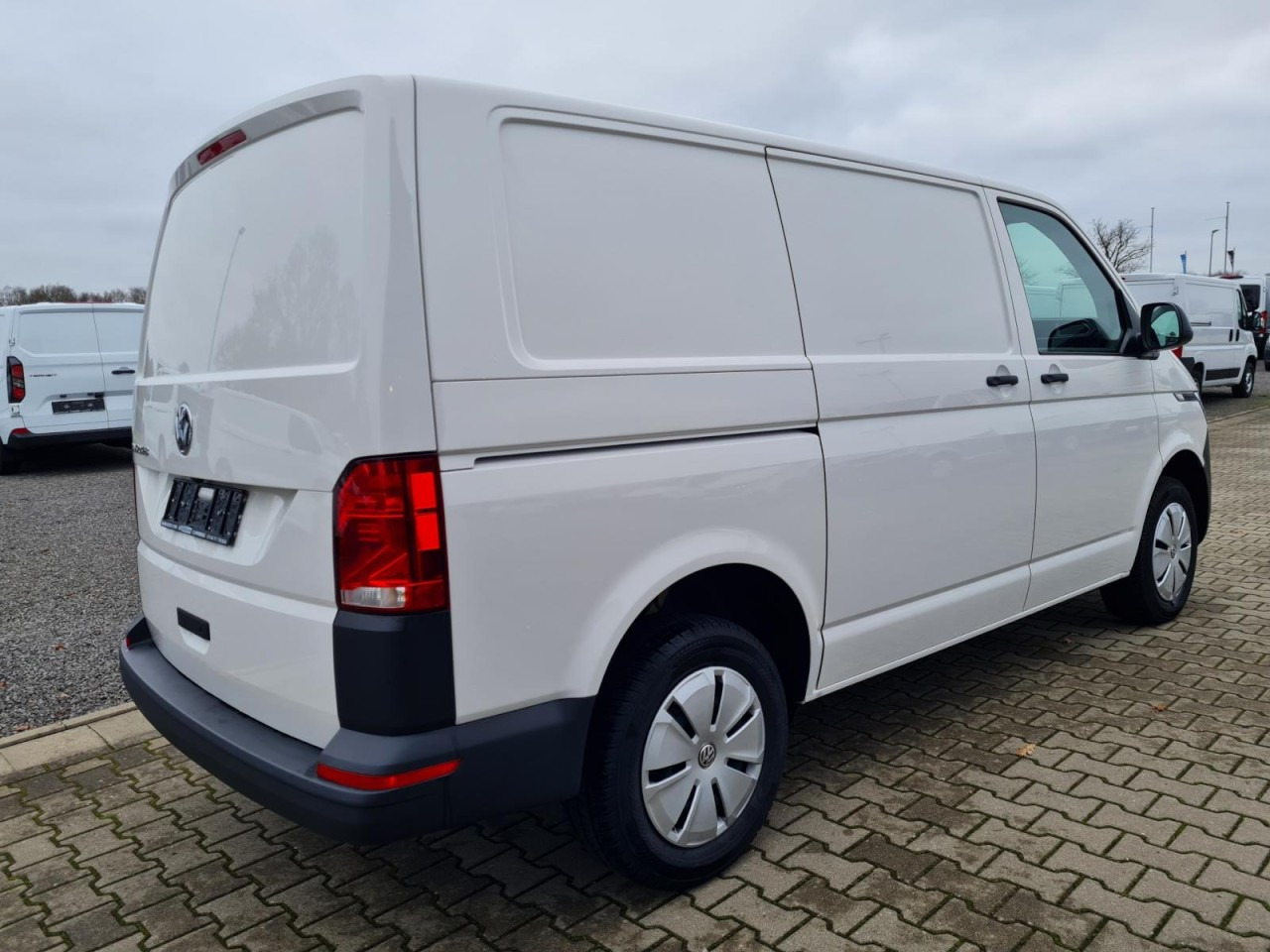 Volkswagen T6.1 Kasten KR Heckklappe KAMERA KLIMA NAVI/APP - כלי רכב מסחרי קטן: תמונה 4 Volkswagen T6.1 Kasten KR Heckklappe KAMERA KLIMA NAVI/APP - כלי רכב מסחרי קטן: תמונה 4