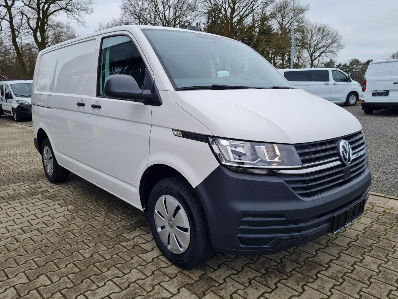 Volkswagen T6.1 Kasten L1 KR Heckklappe KAMERA KLIMA ALLWET - כלי רכב מסחרי קטן: תמונה 3 Volkswagen T6.1 Kasten L1 KR Heckklappe KAMERA KLIMA ALLWET - כלי רכב מסחרי קטן: תמונה 3